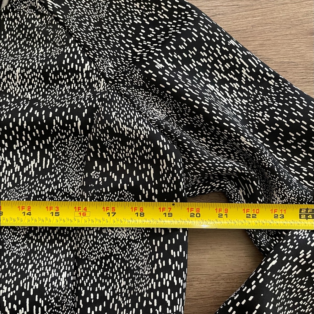 Fabletics Tia Bomber Printed Jacket. - image 5